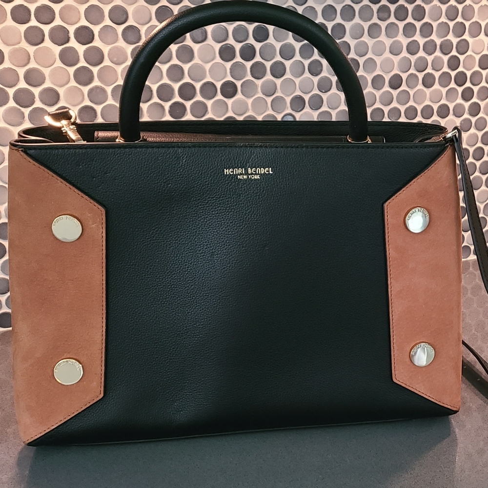 Henri Bendel Divine, Black/Tan